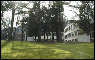 Institut des Hautes Études Scientifiques, France